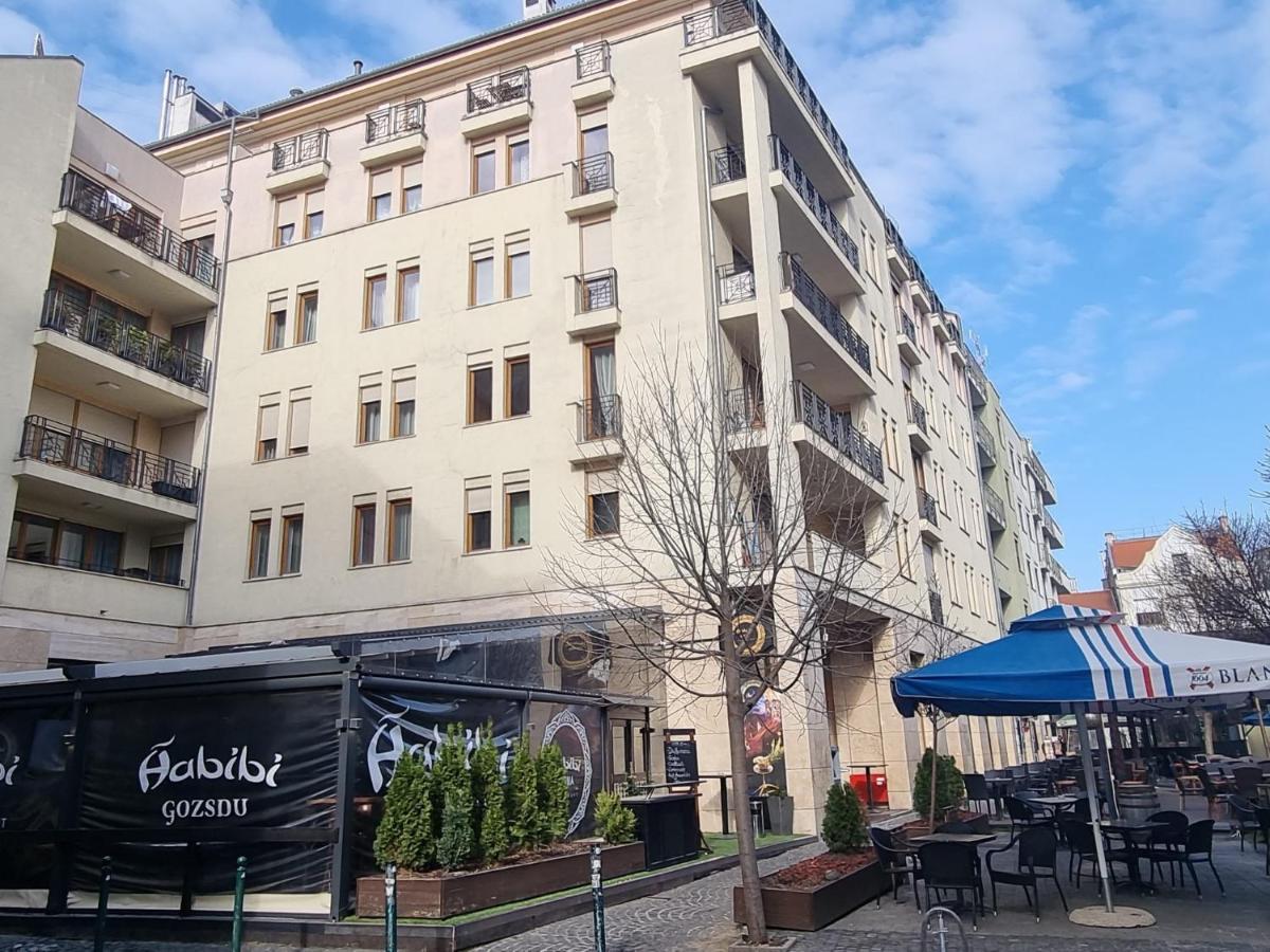Mary Homes Apartments Budapest Exteriör bild